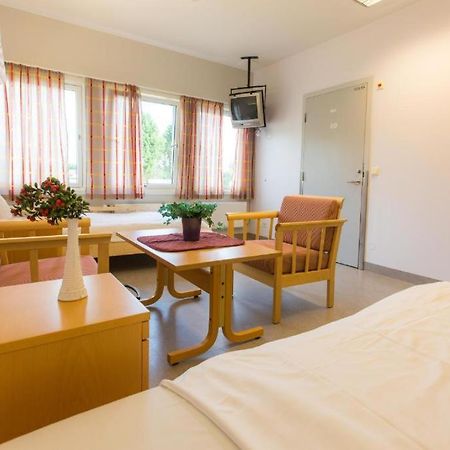 Stensby Hostel Eidsvoll Exterior photo